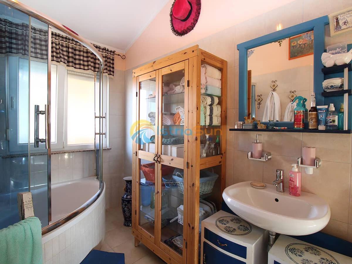 Apartments Bardak Лижнян Экстерьер фото