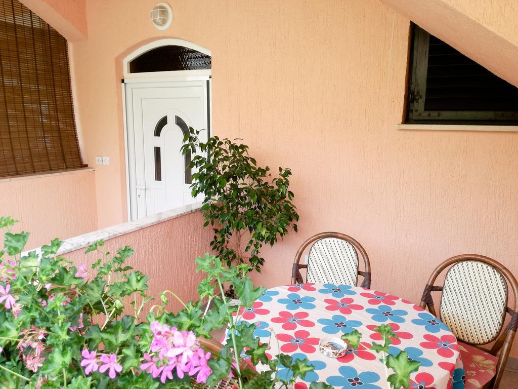 Apartments Bardak Лижнян Экстерьер фото